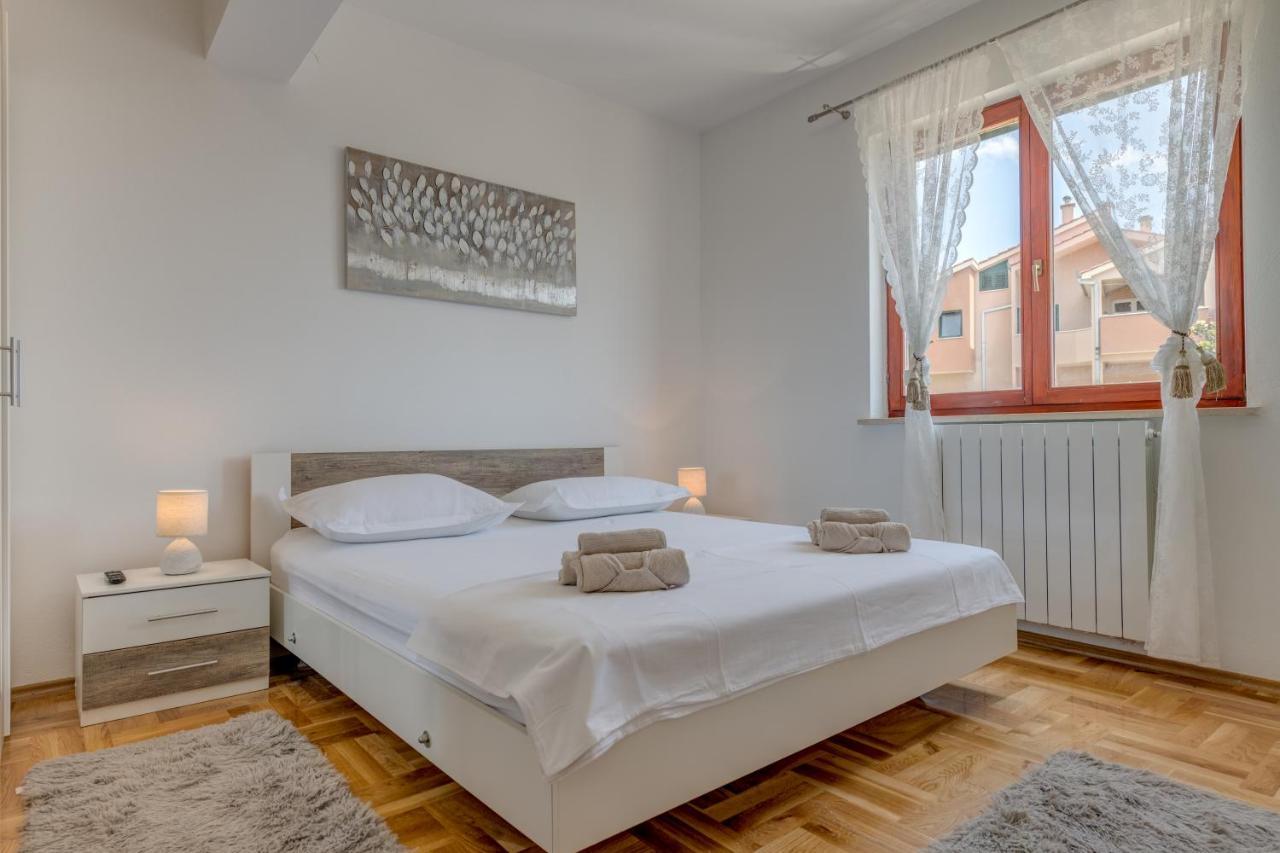 Apartman Aurelia Podstrana Buitenkant foto