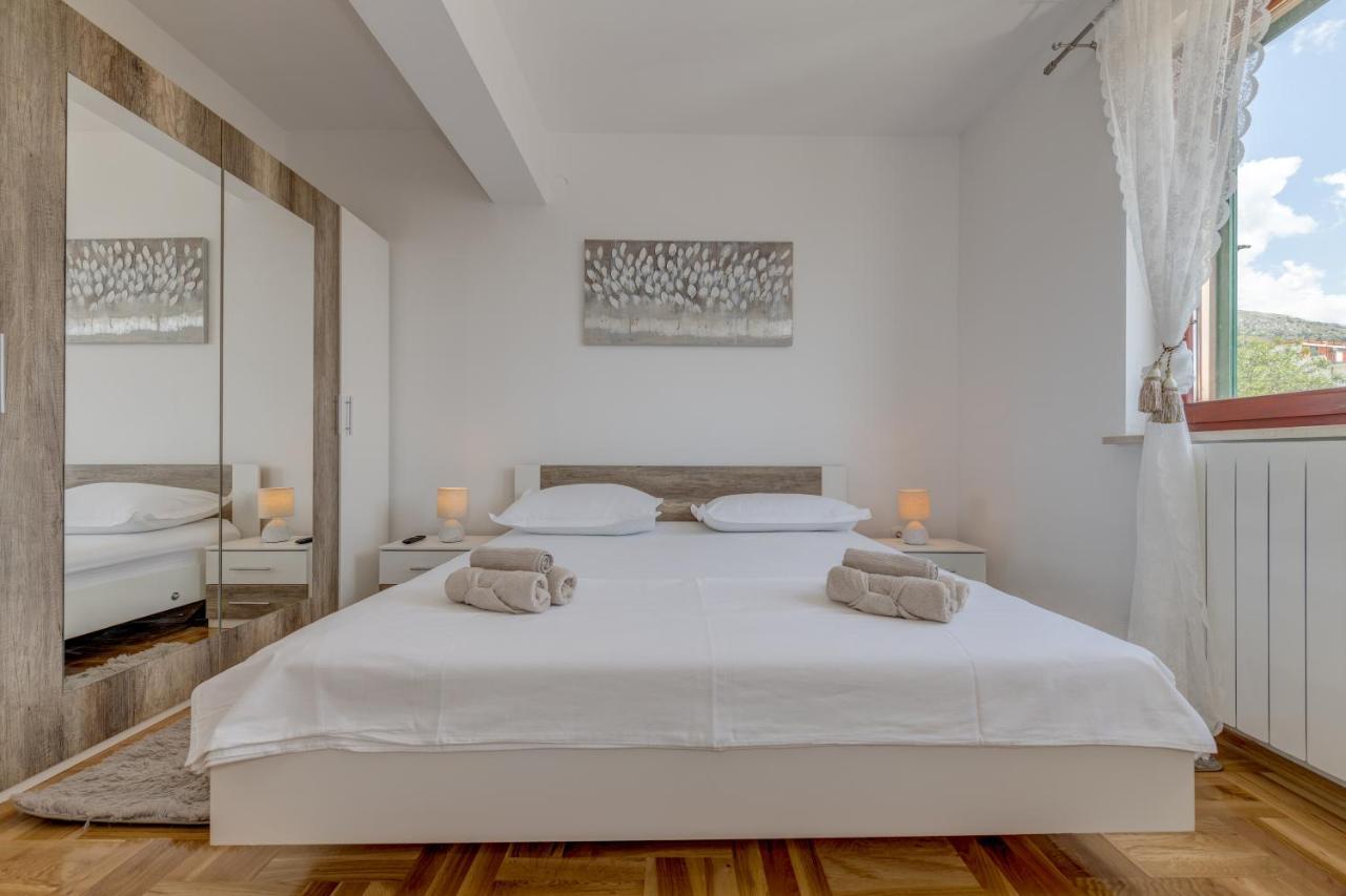 Apartman Aurelia Podstrana Buitenkant foto